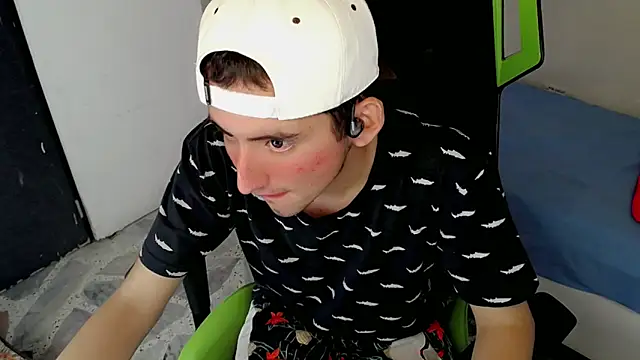 Fernan_flow live sex cam