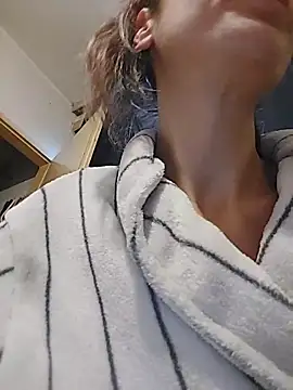 SheTheDeeevil live sex cam