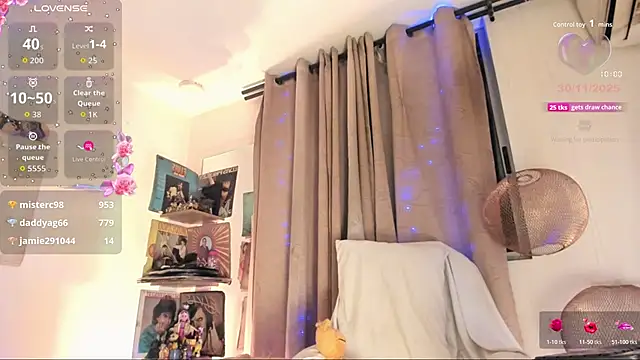 Venuslusty live sex cam