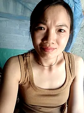 ngan-cute live sex cam