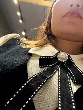 Emily_9xx live sex cam