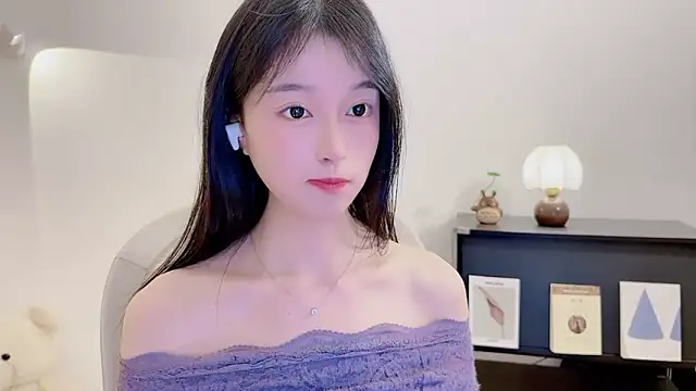 Onechestnut live sex cam