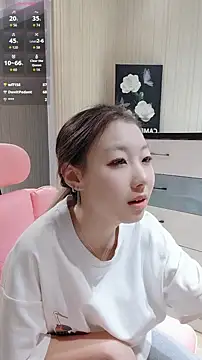 Deserve_E live sex cam