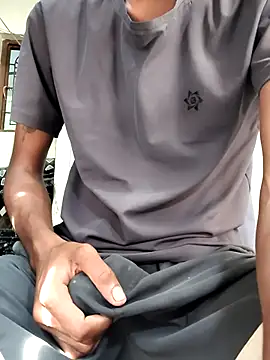 RAYI_Queen_4 live sex cam