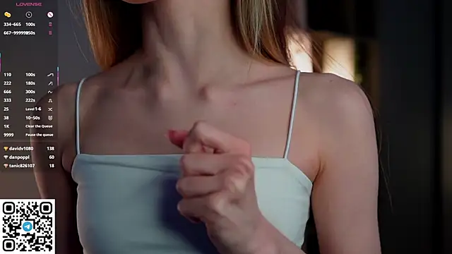 Quinavelle live sex cam