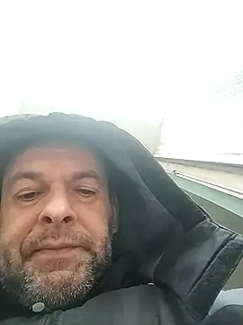 Andrzej-M live sex cam