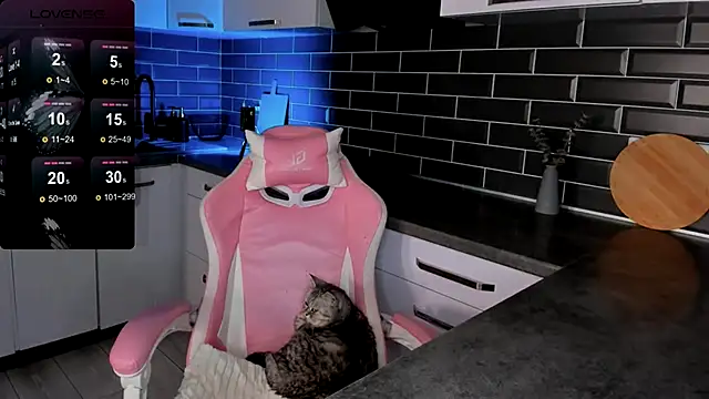 EmmaVictori1 live sex cam