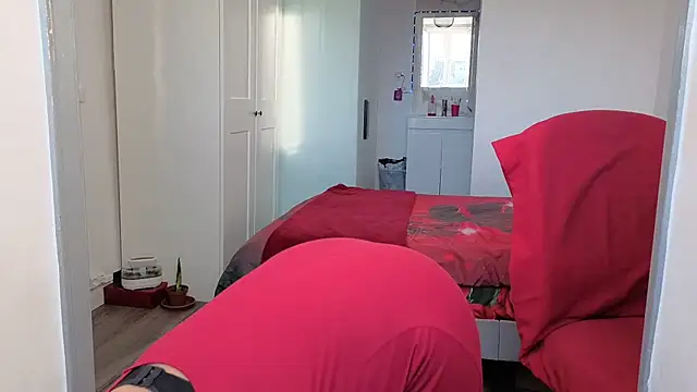 HotSpicyGujju live sex cam