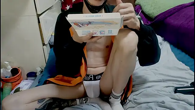 Christopher1024 live sex cam