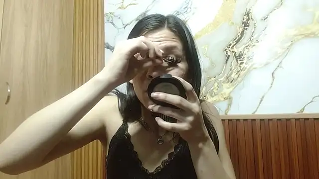 madalia303av live sex cam