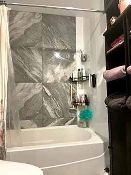 GingerSnap33 live sex cam