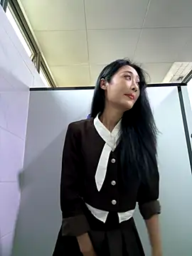 so-linger live sex cam