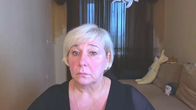 Milana_Milky live sex cam