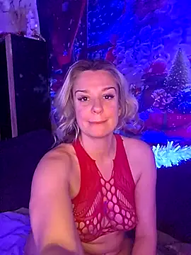 SpicyVicky live sex cam