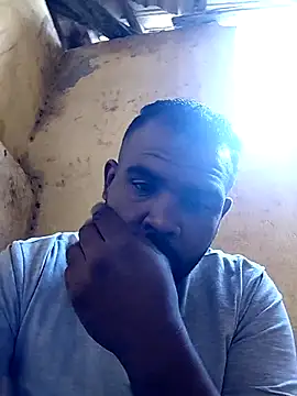 MOSLAHH live sex cam