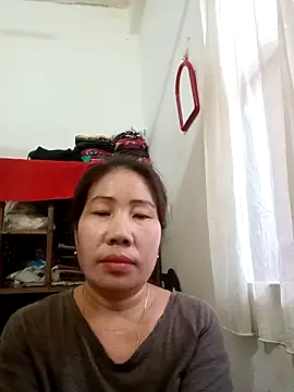 Reema_143 live sex cam