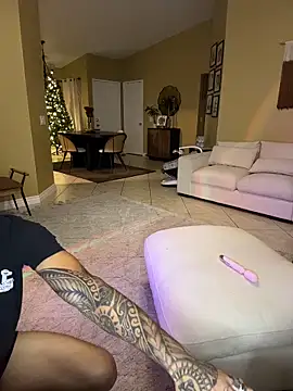 YourPlayfulCouple live sex cam