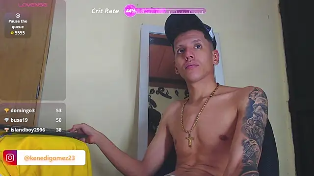 GaboReyes live sex cam