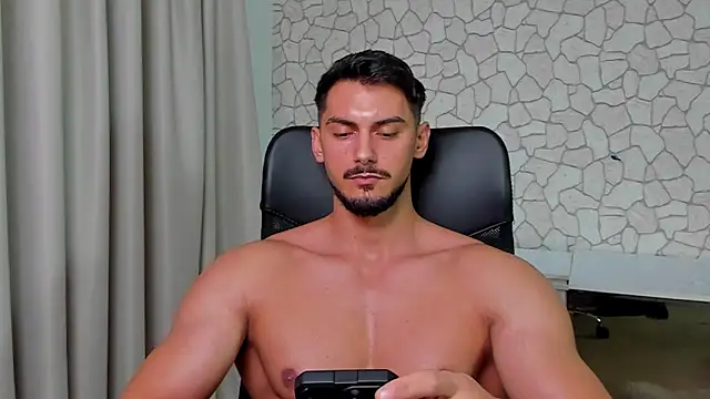 ClintMasters live sex cam