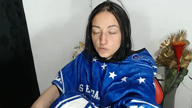 Megaan-love5 live sex cam