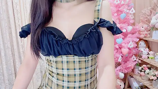 Rellababyy live sex cam