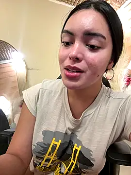 TS-SimplyTheBest live sex cam