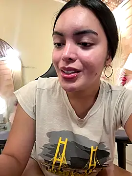 TS-SimplyTheBest live sex cam