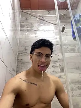 ApoloCruz live sex cam