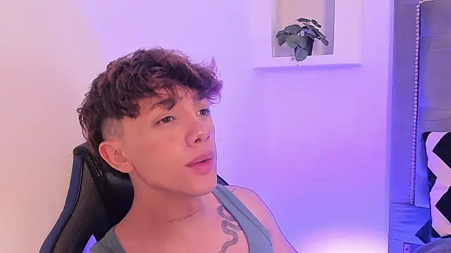 Tomy_Rox live sex cam