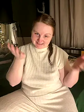 GingerSnap33 live sex cam