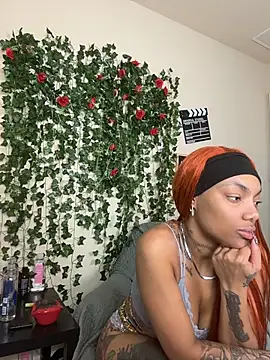 butterflybootyy live sex cam