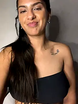 chicachocolate01 live sex cam