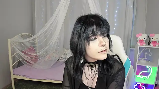 RamonaKlein live sex cam