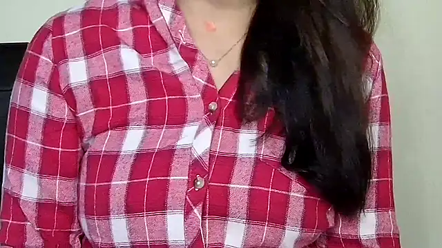 Naina_For_You live sex cam