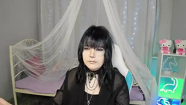 RamonaKlein live sex cam