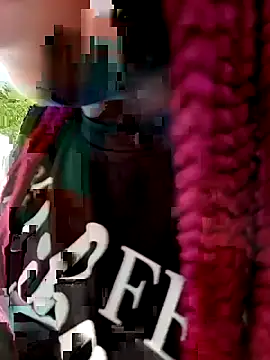 BlondieBitch live sex cam