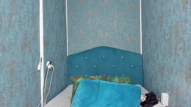 RedAssHottie live sex cam