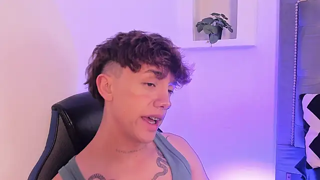 Tomy_Rox live sex cam