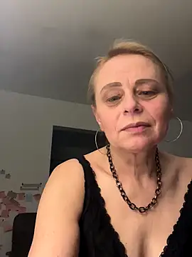 ToriLove777 live sex cam