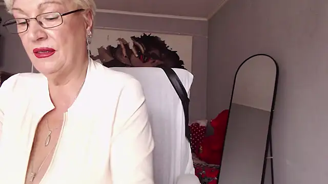 LaylaMilf live sex cam