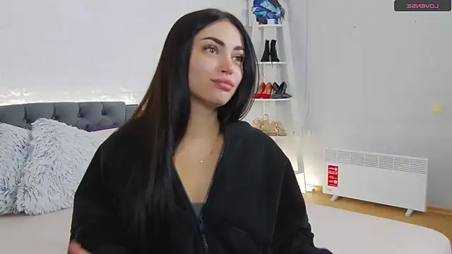 Agnessa live sex cam