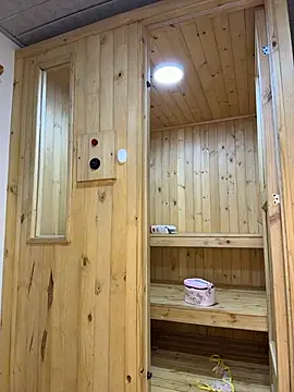 Barbielatinas live sex cam