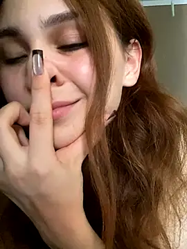 QuitieLia live sex cam