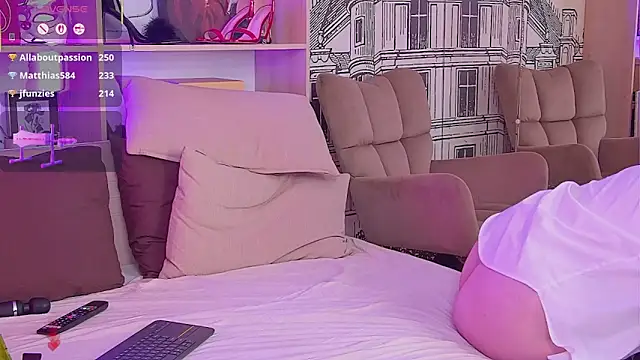 AnnaRichmond live sex cam