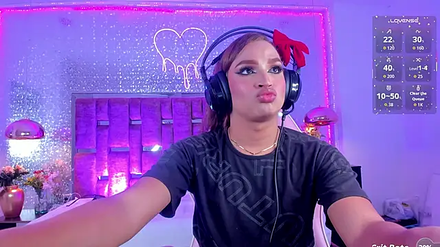 KylieVictoria live sex cam