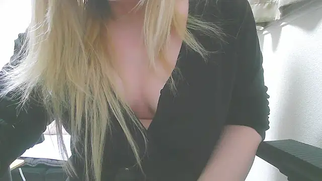 Remi_official live sex cam