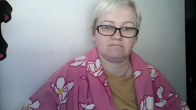 Mayya4321 live sex cam