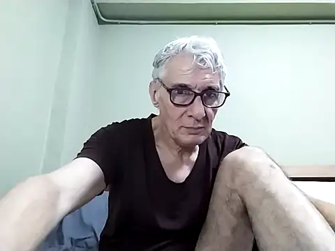 BIGUNCUTHARDCOCK live sex cam