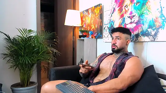 naugthy_dominant live sex cam