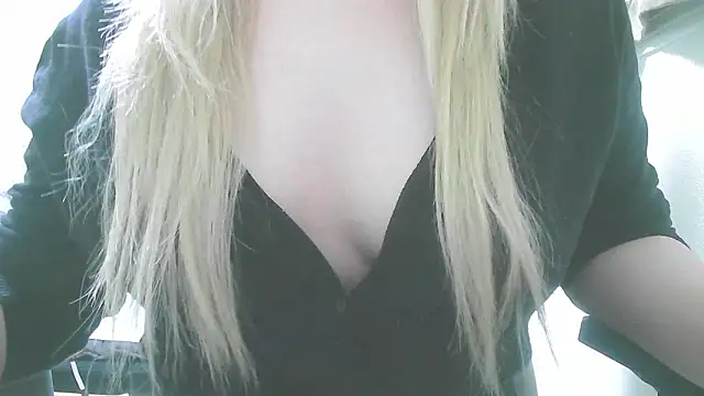 Remi_official live sex cam